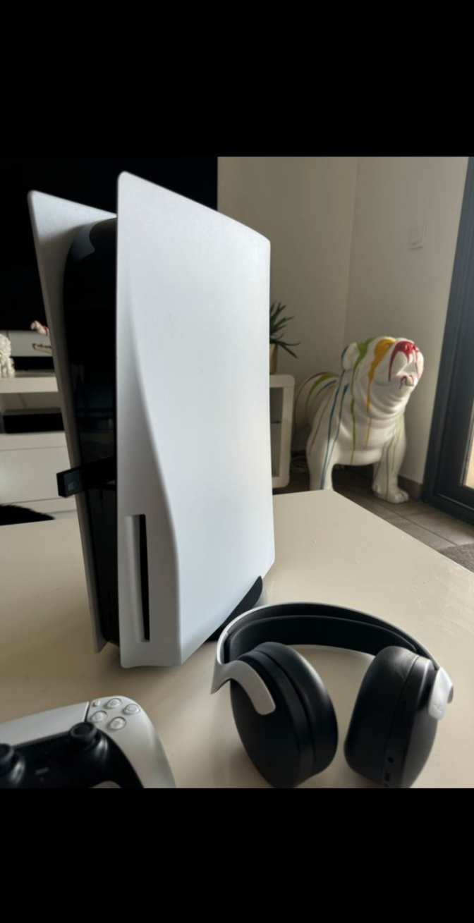 PS5 Doubles manettes , casque et tout les accessoires - Miniature 3
