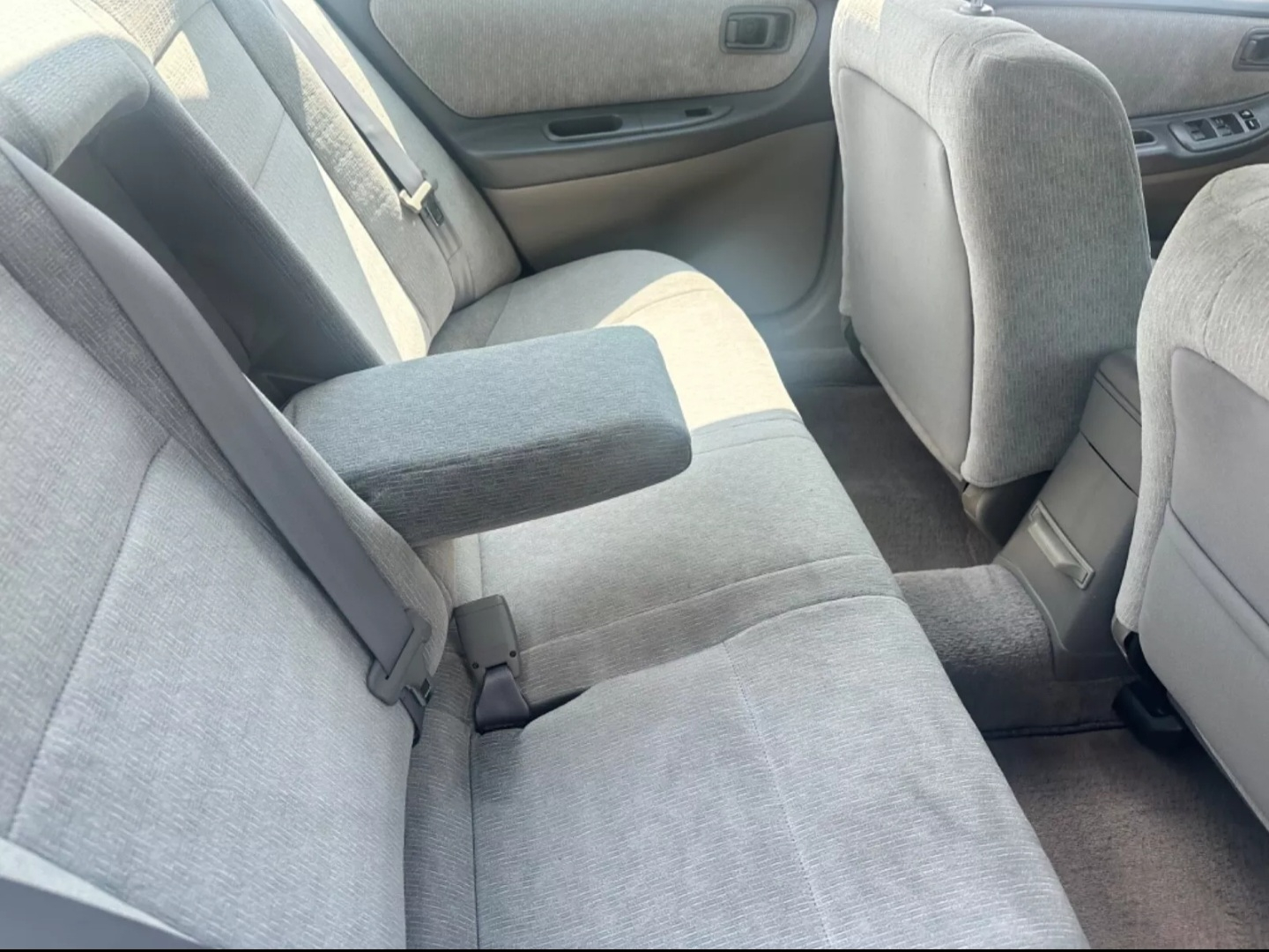 2000 NISSAN ALTIMA XE