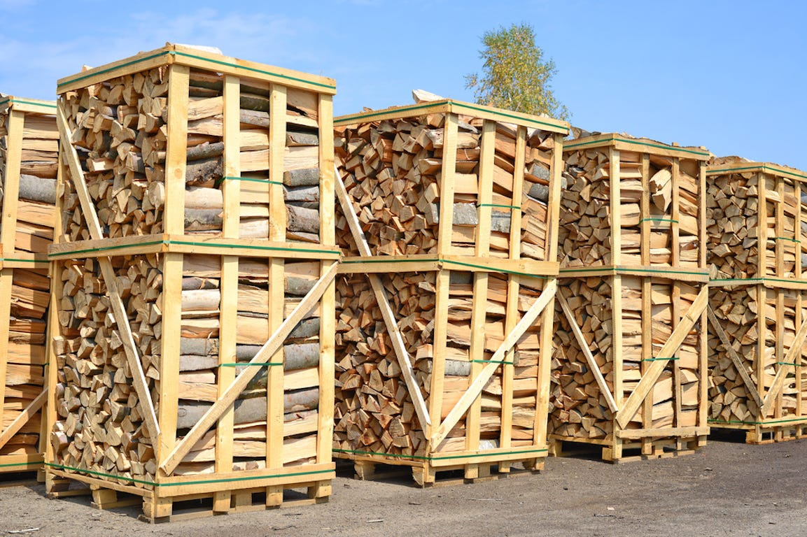 Bois de chauffage livre sur palette