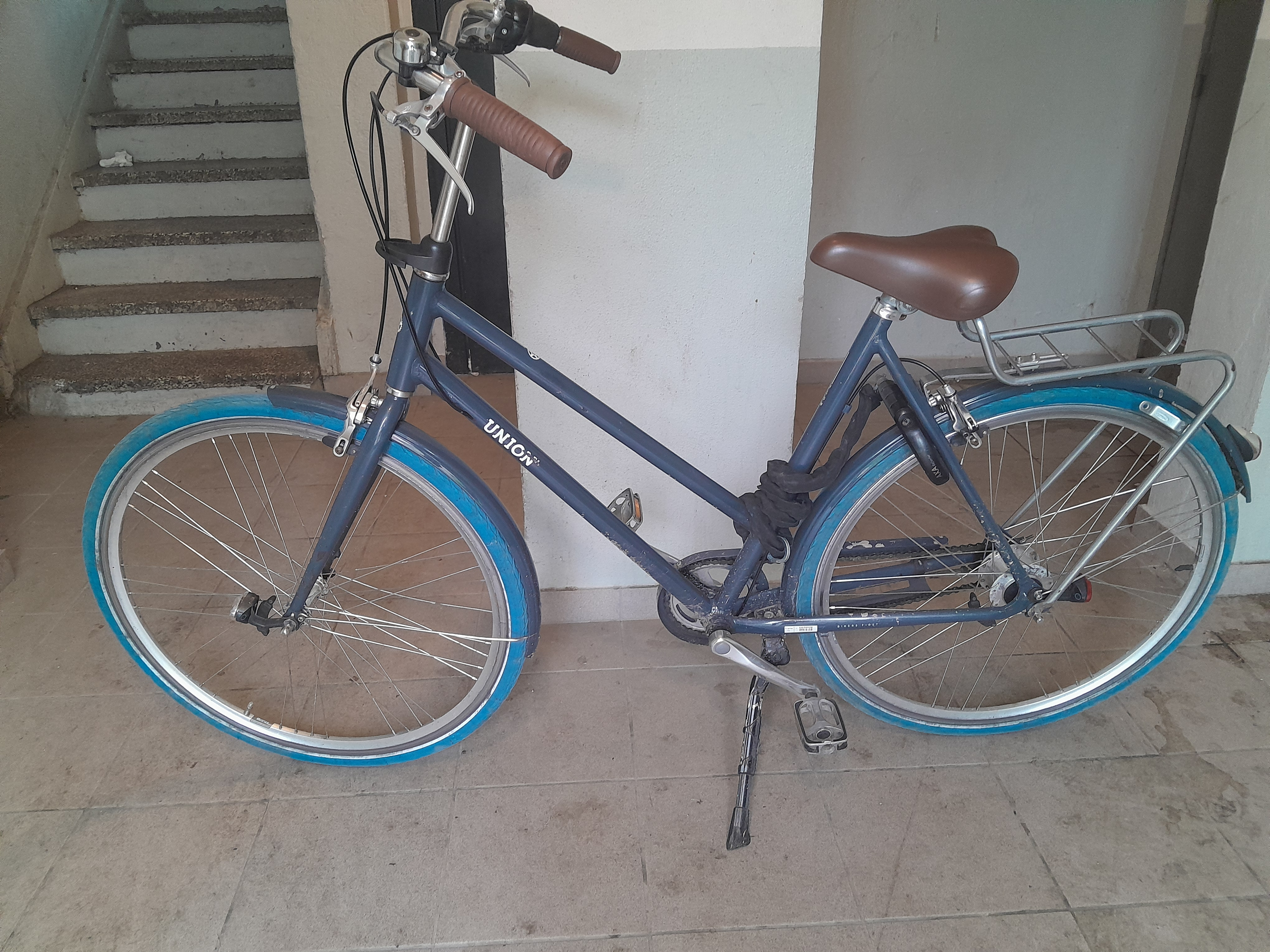 Vélo en très bon état à vendre - Miniature 3