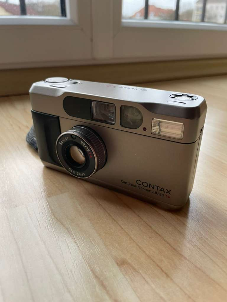 Contax t2 2.8