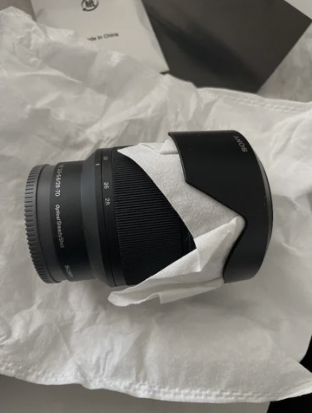 Tout nouveau SONY a7iv inutilisé et kit d'objectif zoom