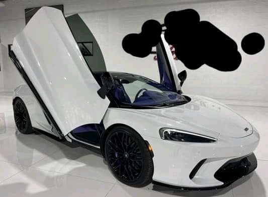 MCLAREN GT