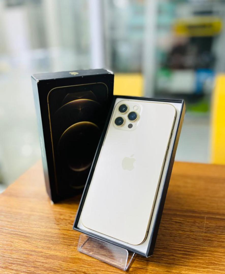 iPhone13 promis