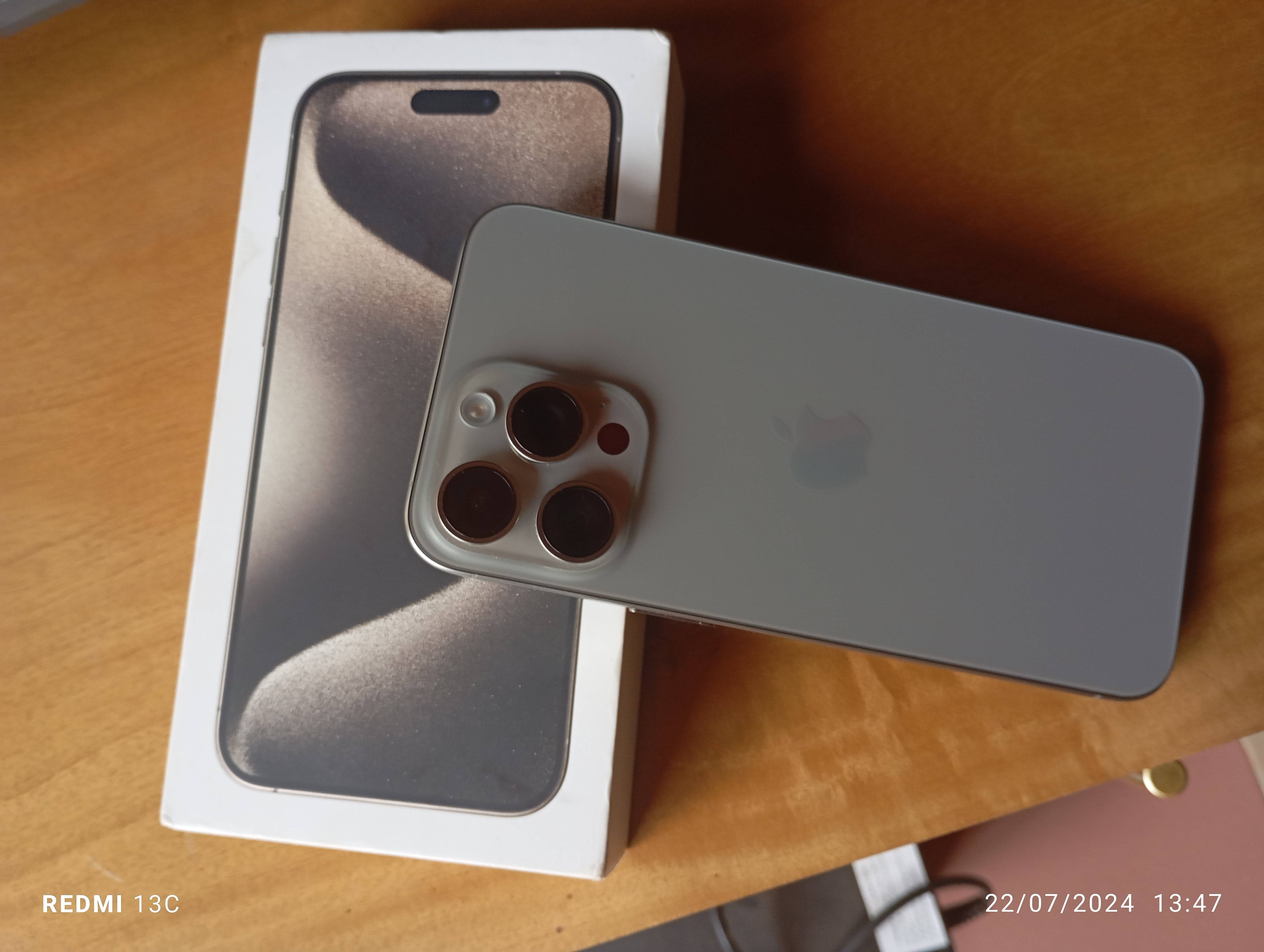 iPhone 15 Pro Max titane naturel