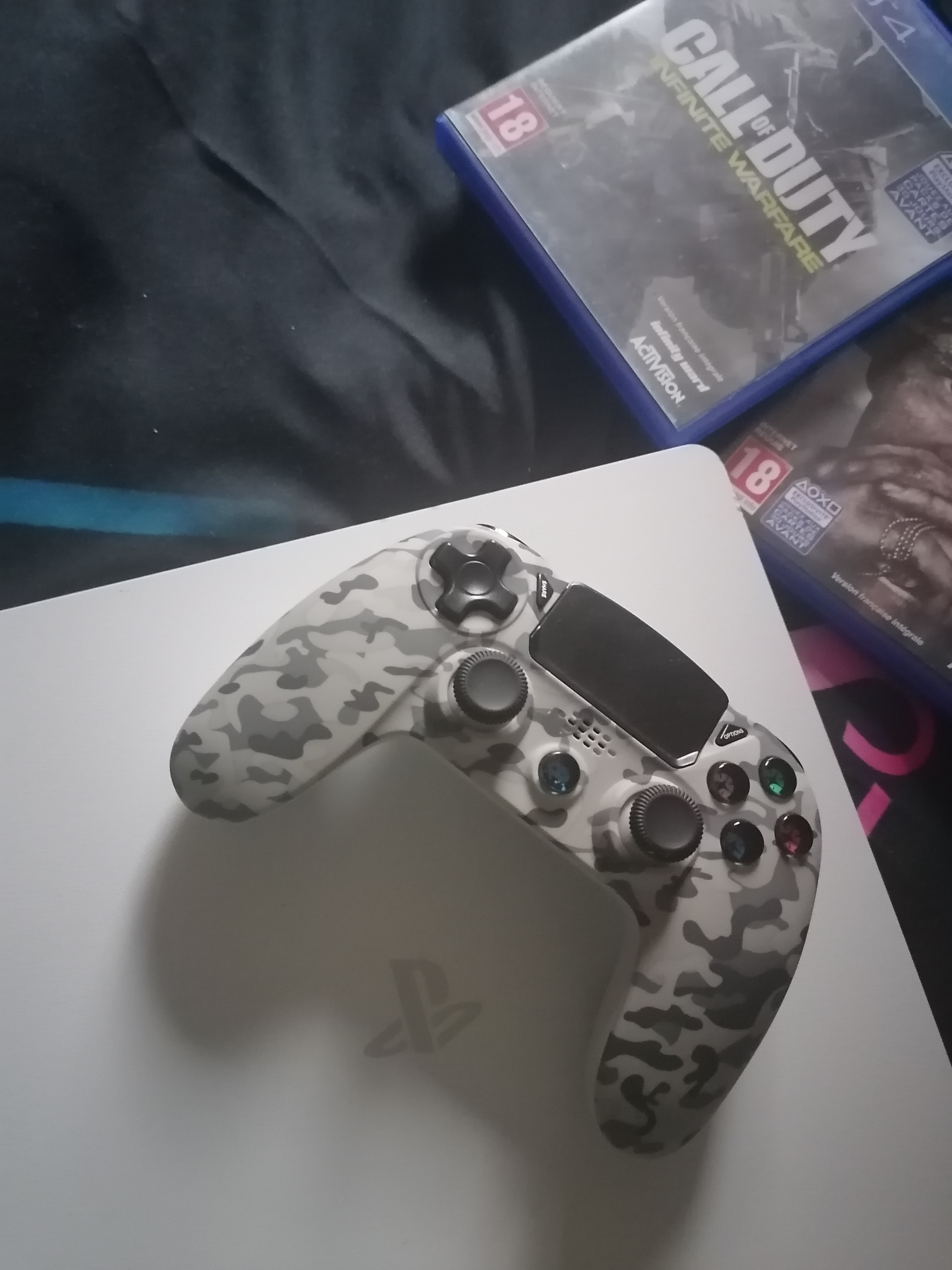 PS4 slim 500 - Miniature 2