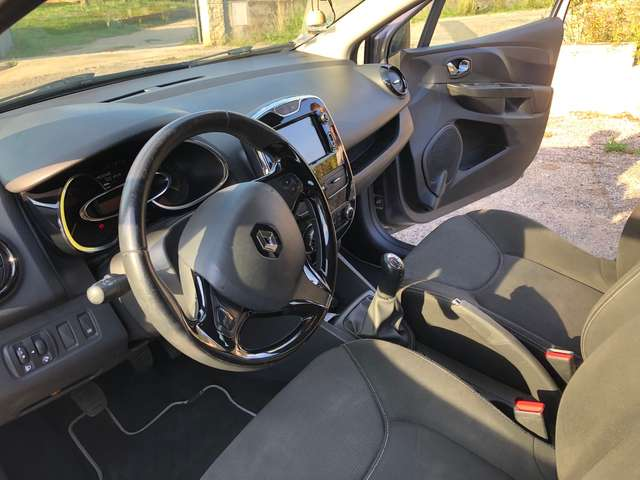 Renault ClioIV dCi 90 Energy eco2 - Miniature 2