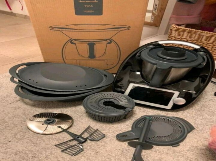 Superbe Thermomix Tm6 Noir Édition Limitée