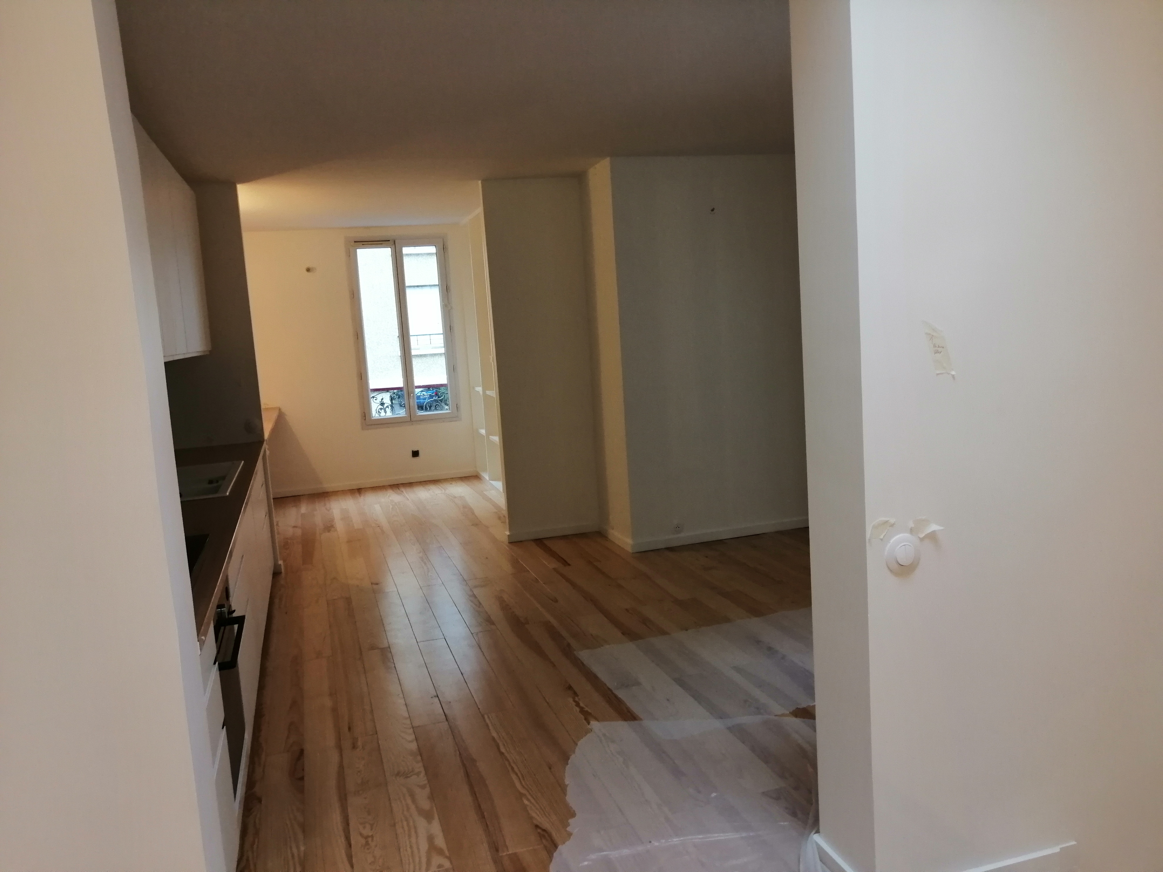 ENDUIT PEINTURE PLACO PARQUET CARRELAGE -- Rénovation appartement - maison - boutique - Miniature 3