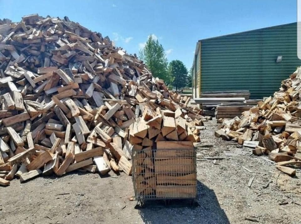 Bois de chauffage d'exellente qualité 100% chêne, Hêtre, Frêne, Charme,