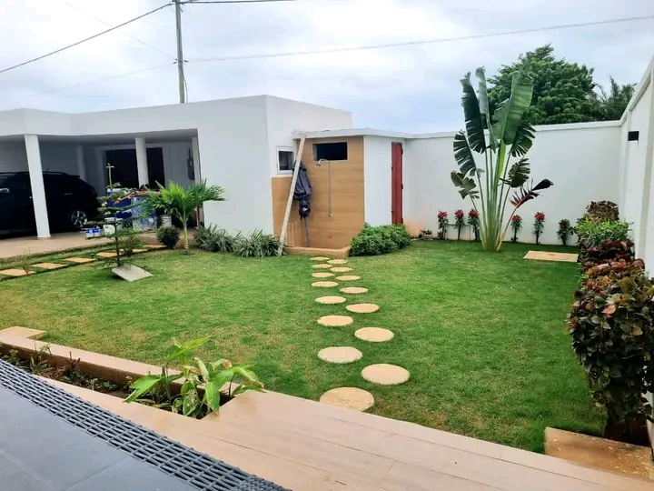 Maison à vendre avec une piscine