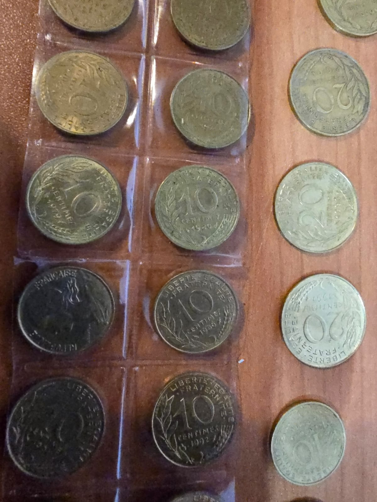 Pièces de 10 et 20 Francs à vendre - Miniature 2