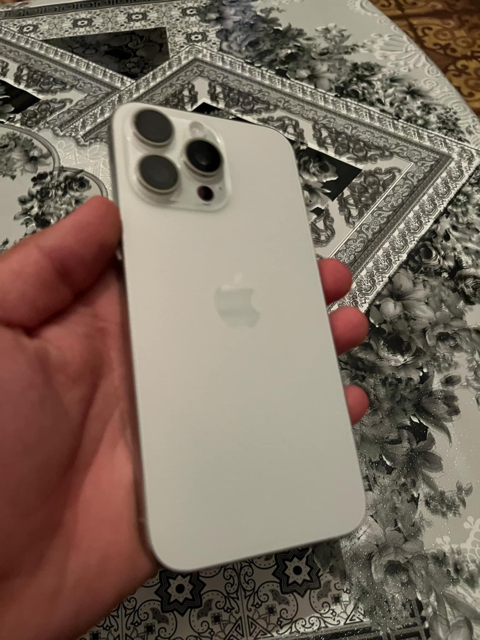 iPhone 15 pro max 256 G - Miniature 3
