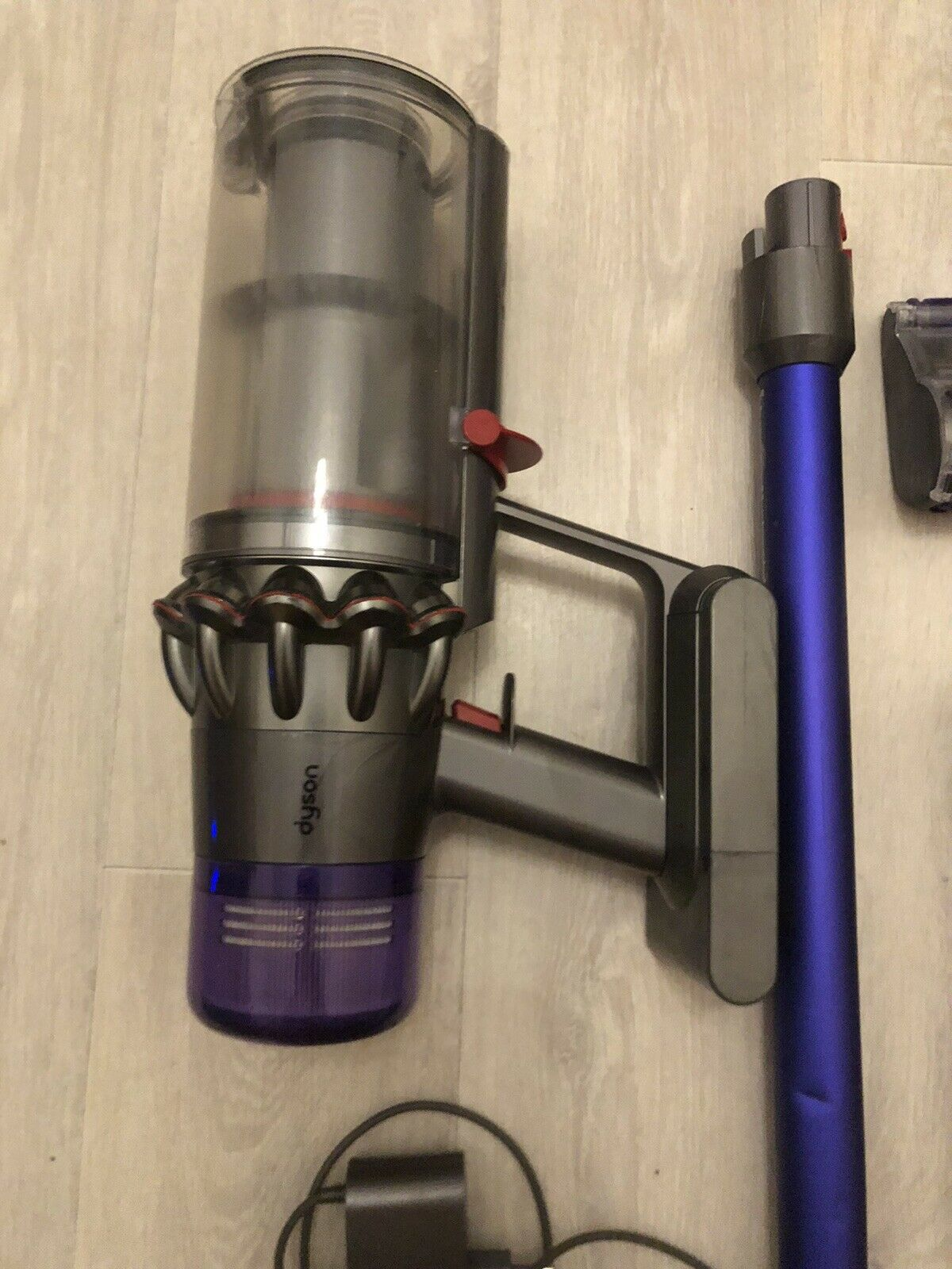 Dyson V11 Absolute