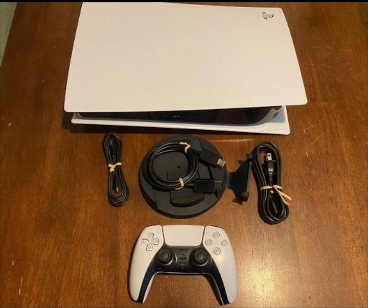 PlayStation 5 sony - Miniature 2