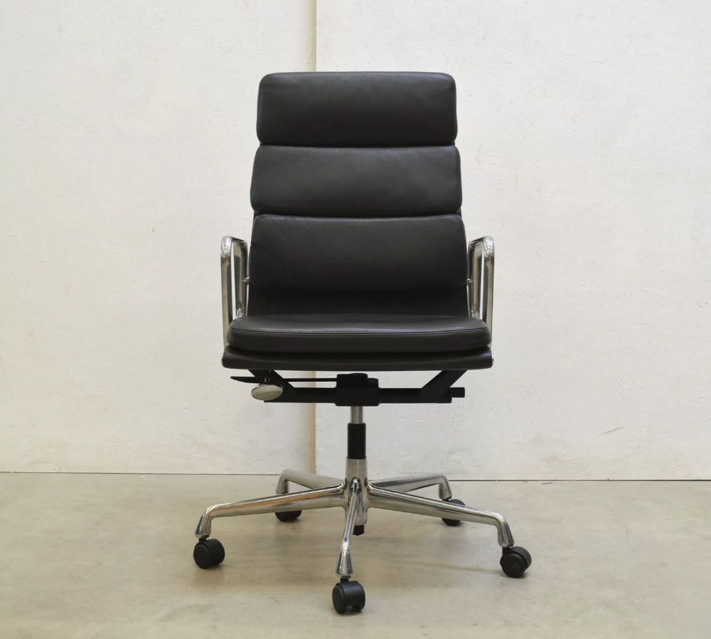 Chaise de bureau en aluminium soft pad Original Vitra EA 219. - Miniature 3