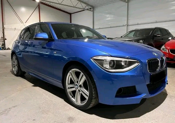 Je mets en vente mon BMW série 1 tout marche bien et ça roule bien - Miniature 7
