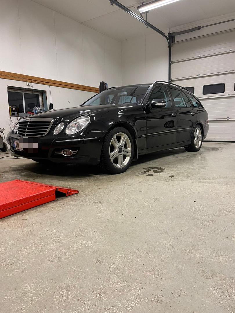 Mercedes-Benz Classe E E 220 CDI 2.1-170 D