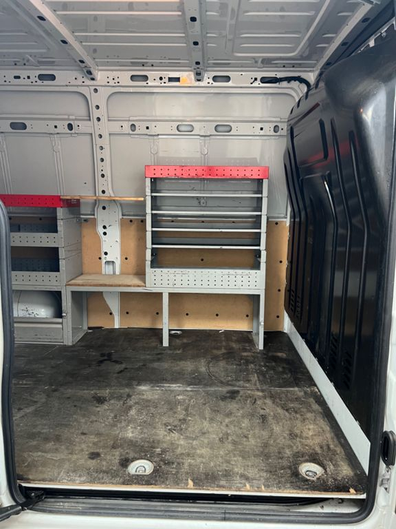 Nissan NV400 fourgon 3.3t PRO