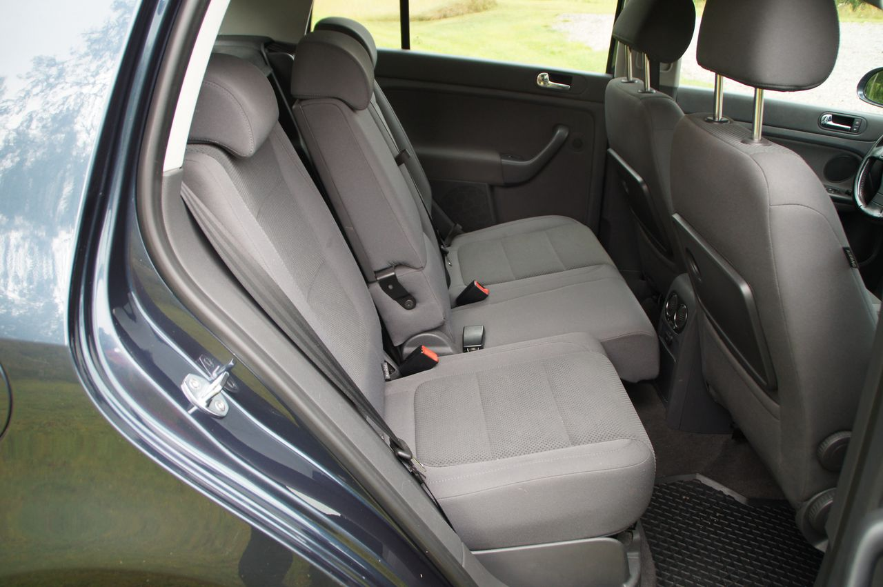 Volkswagen golf plus - Miniature 6