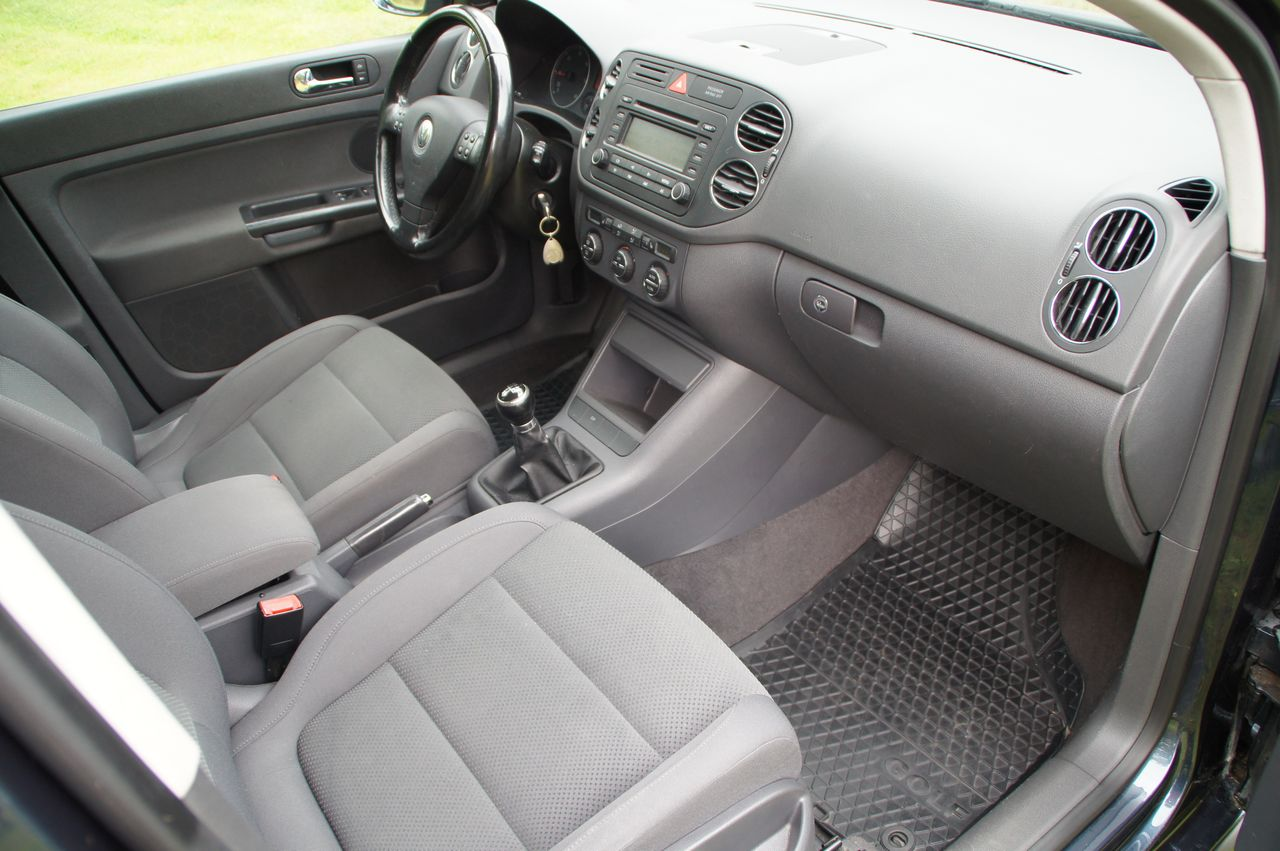 Volkswagen golf plus - Miniature 7