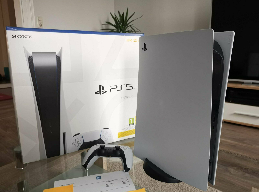 Sony Playstation 5 Digital Edition avec garantie jusqu'au 13/11/2023 - Miniature 2