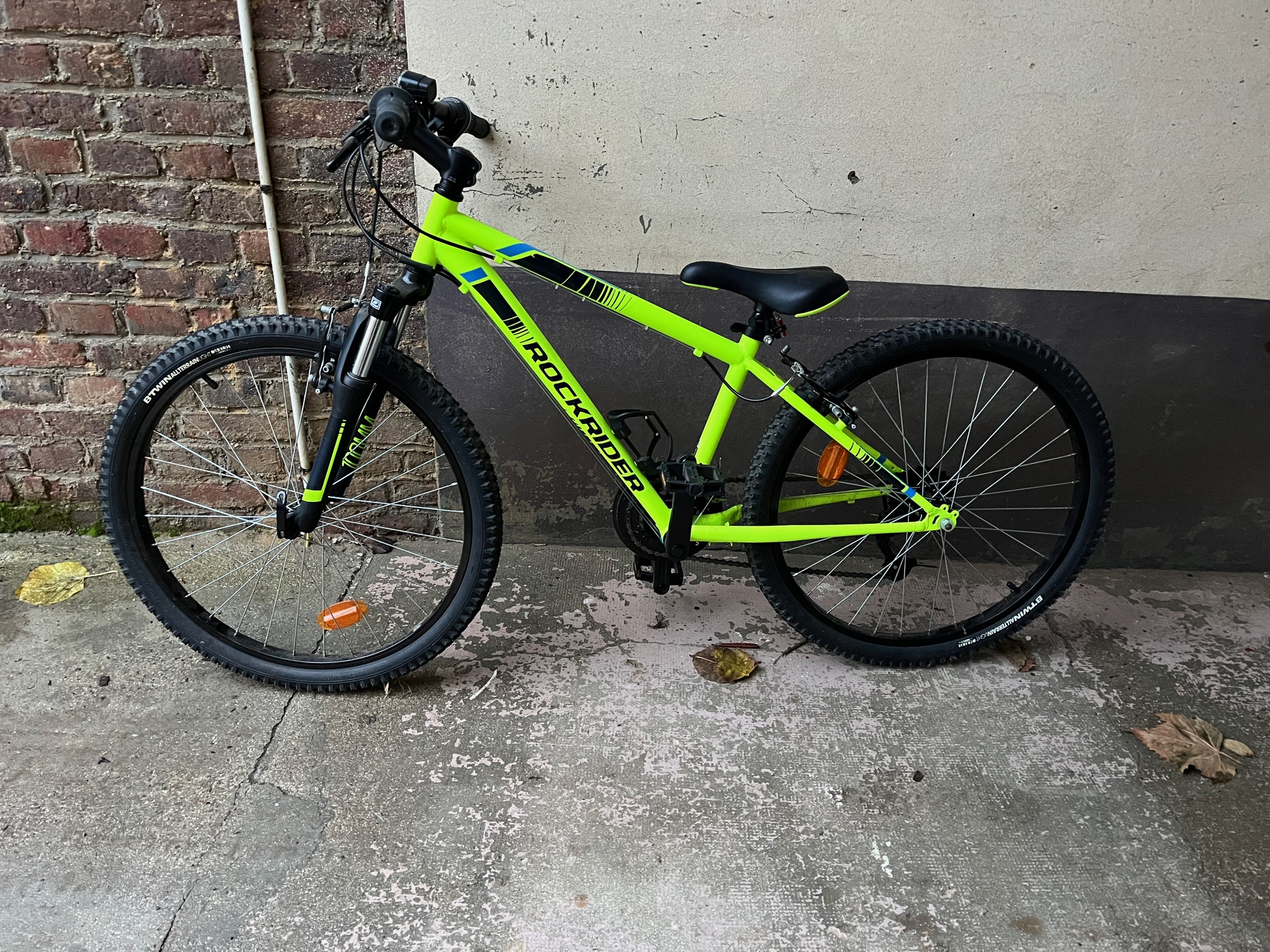 Vélo enfant 24 pouces ROCKRIDER ST 500 état neuf