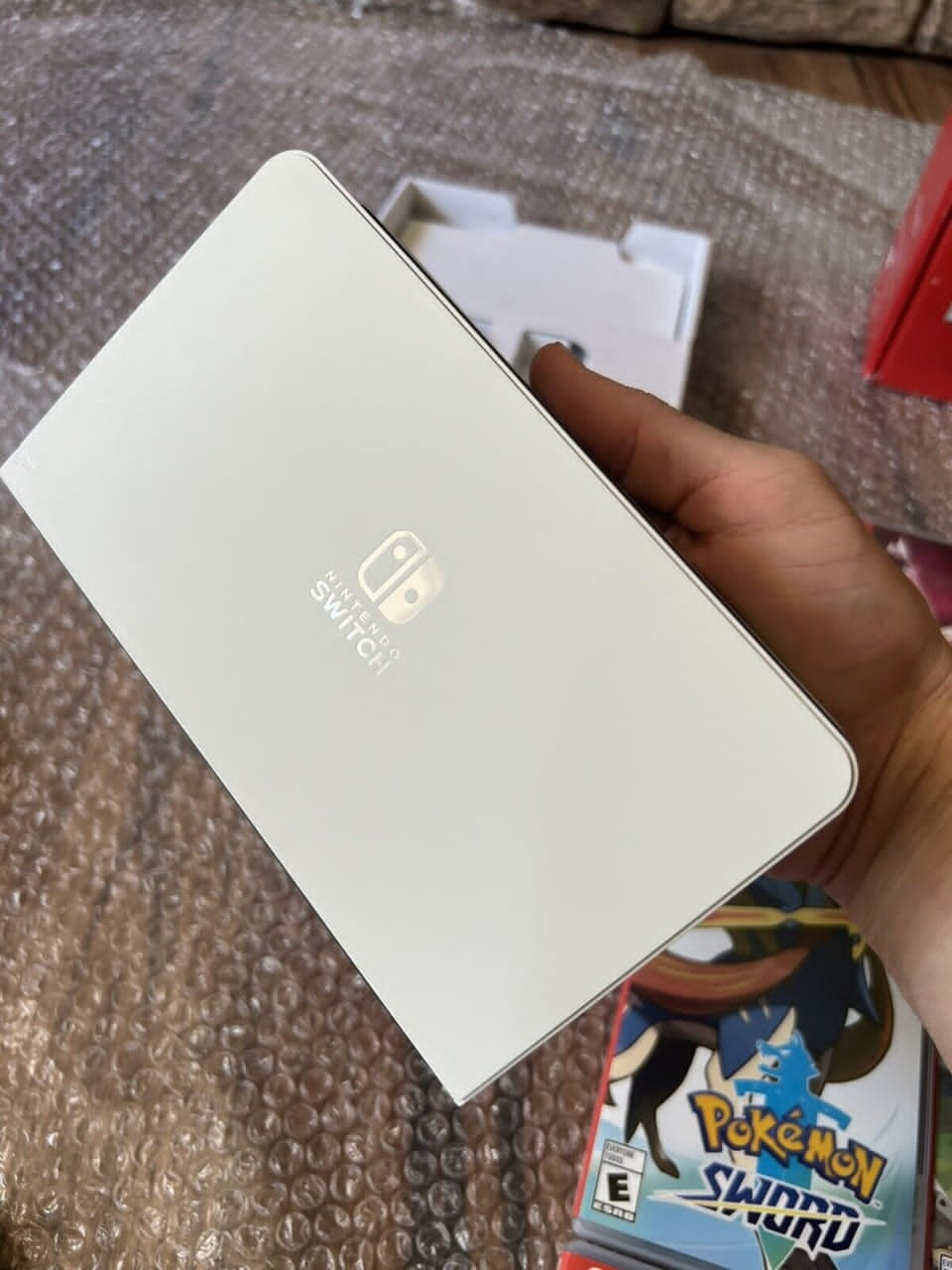 Je vends mon jeu Nintendo switch à très bonne état sans problème
ni fissure