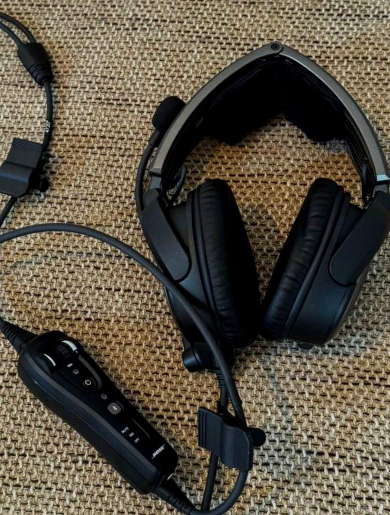 Casque d'aviation A20 de Bose avec Bluetooth - Miniature 4