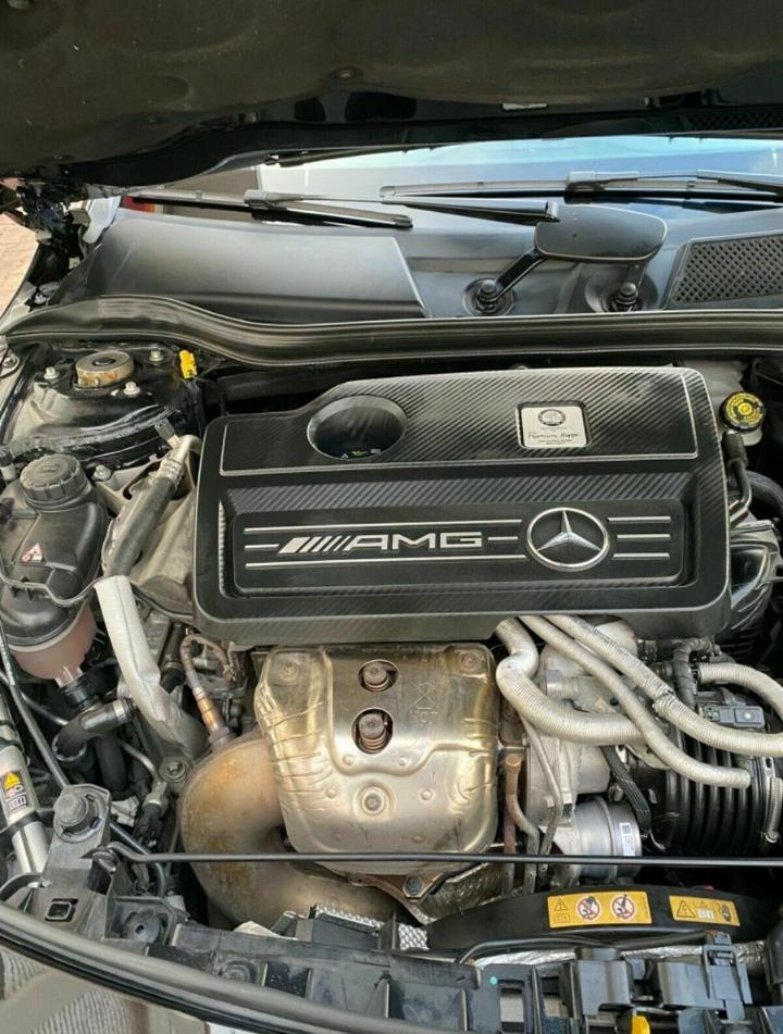 Mercedes Benz