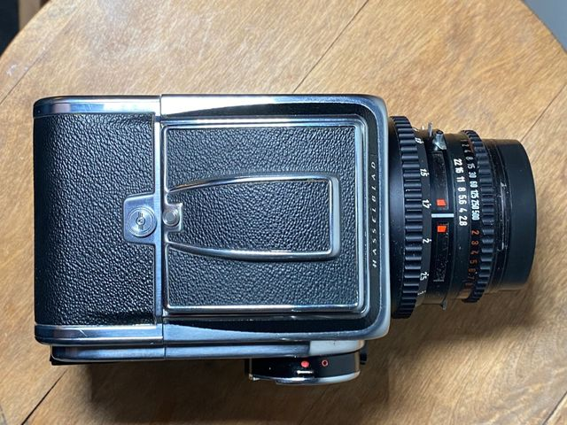 hasselblad 500 cm + objectifs et accessoires