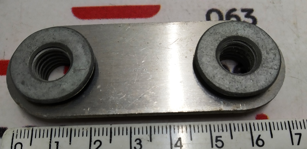 Barre de verrouillage LHS MTR MNT SDU-F Tesla  1055663-00-A