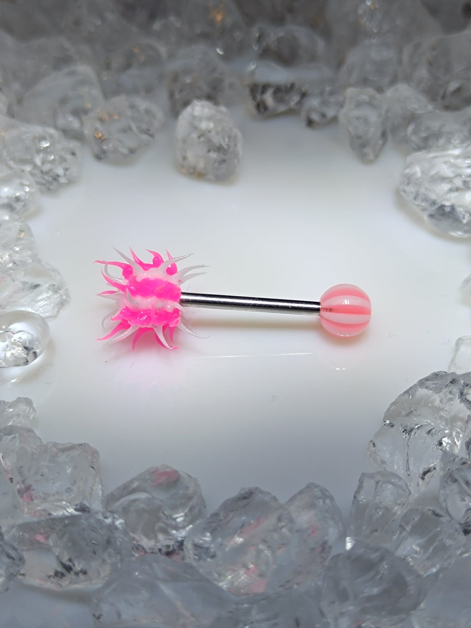 Piercing langue virus rose blanc silicone plastique acrylique boule barbel bouche anneau