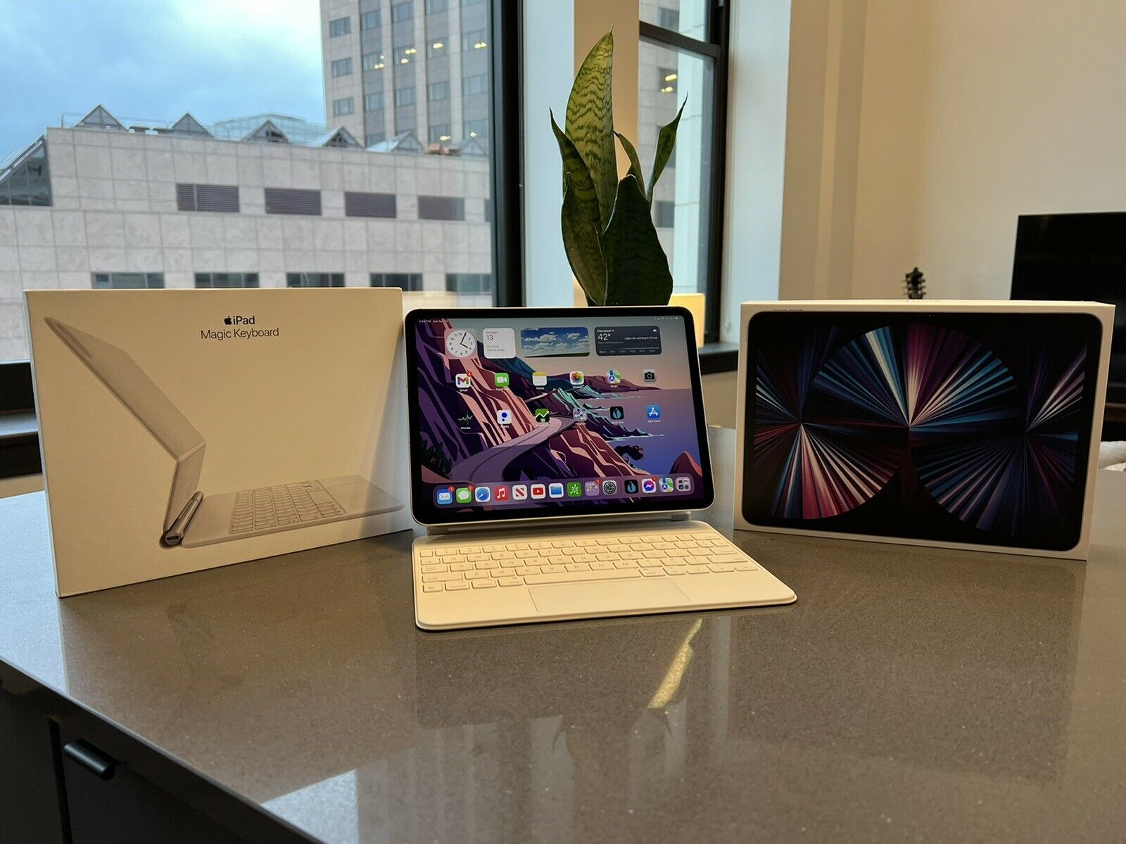 Apple 3e génération 2021 1 iPad Pro M1 256 Go (WiFi, 5G) Argent, Magic Keyboard - Miniature 3