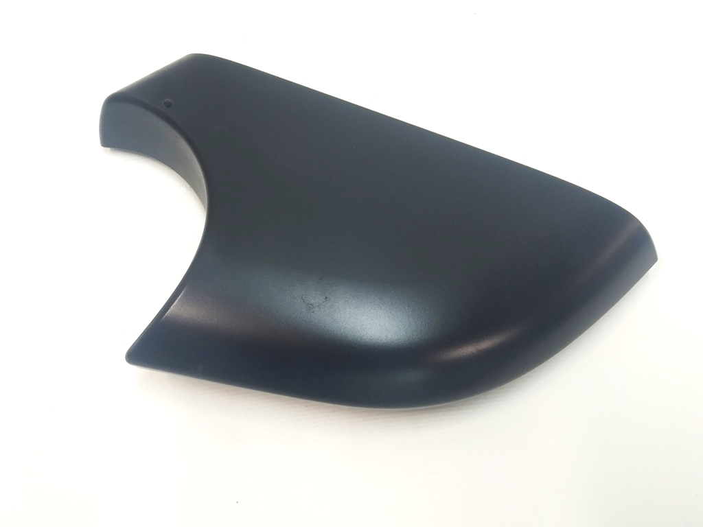 Garniture de rétroviseur extérieur inférieur droit Tesla Model 3
2287.3036