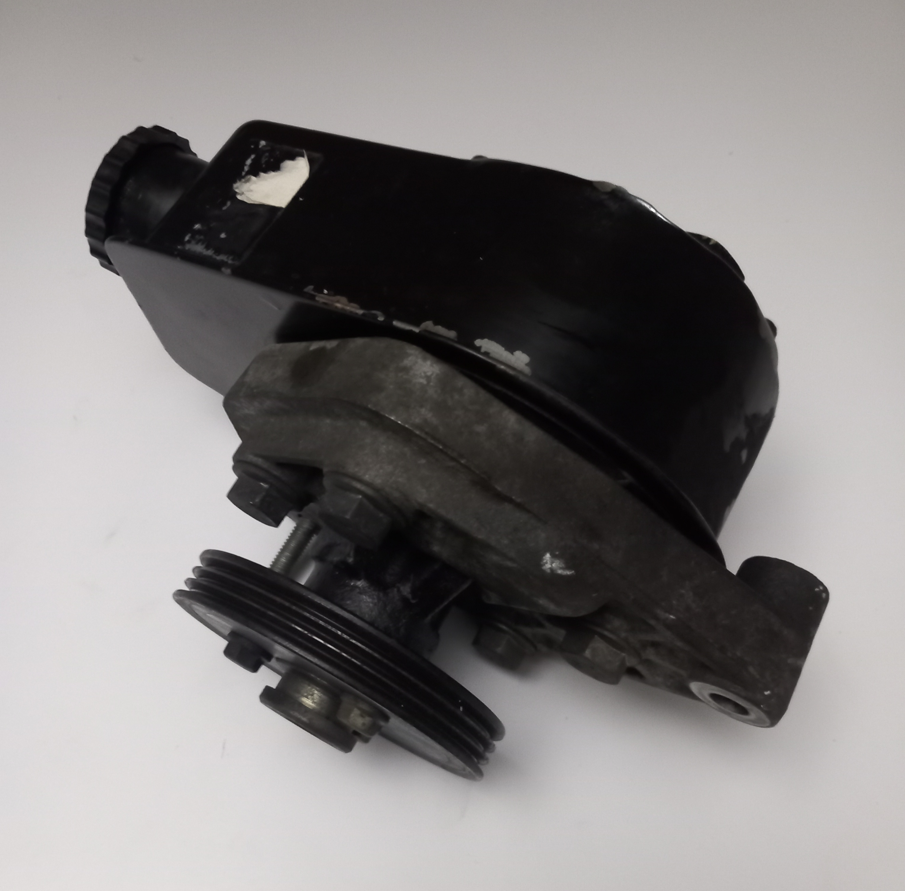 Pompe de direction Renault Clio 1990-1999