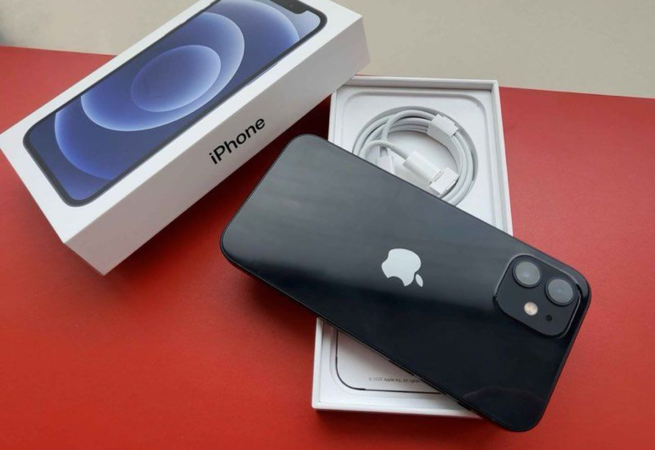 iPhone 12