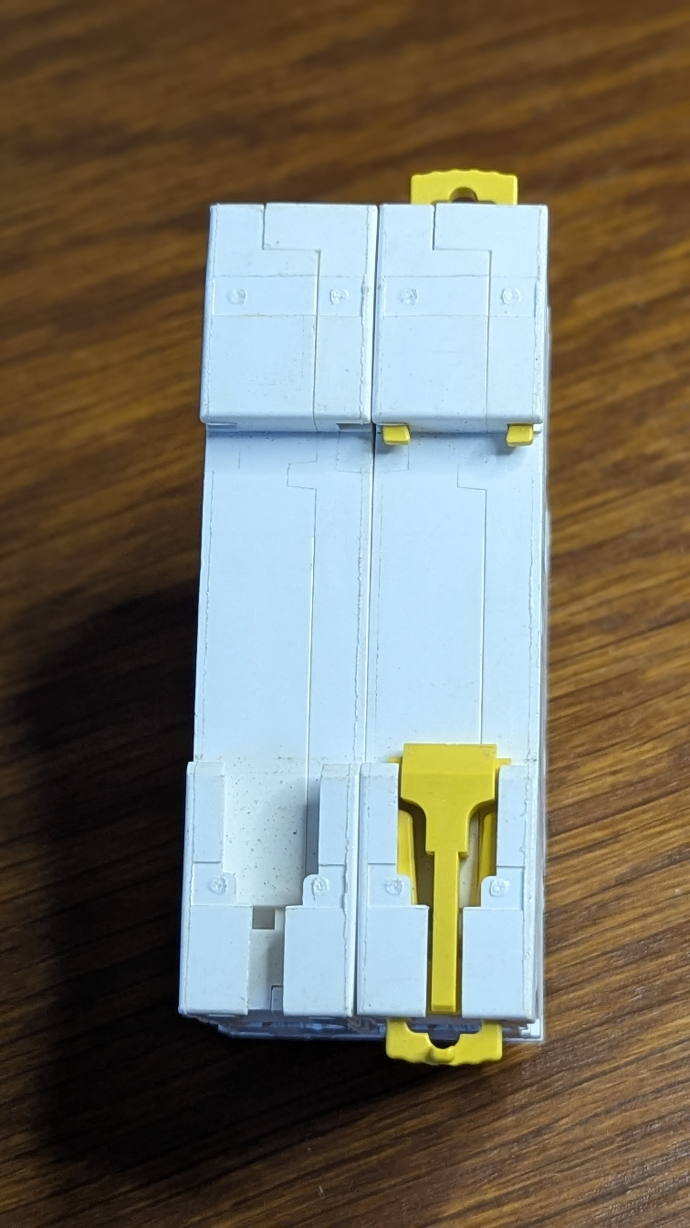 Disjoncteur électrique en parfait état - Miniature 7