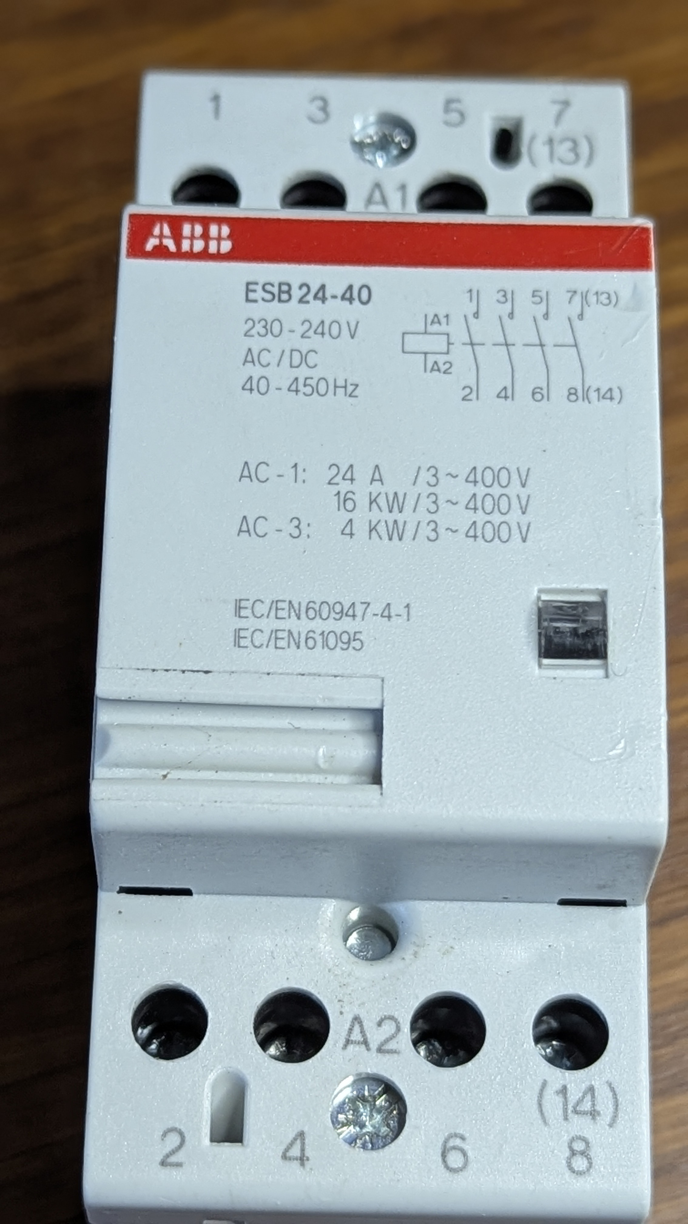 Disjoncteur électrique en parfait état - Miniature 3