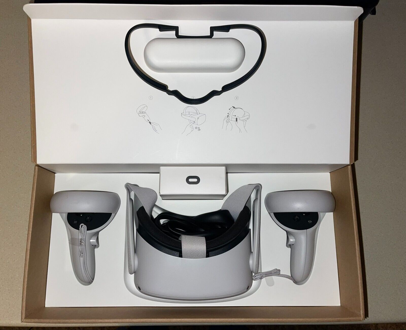 Oculus Quest - Miniature 2