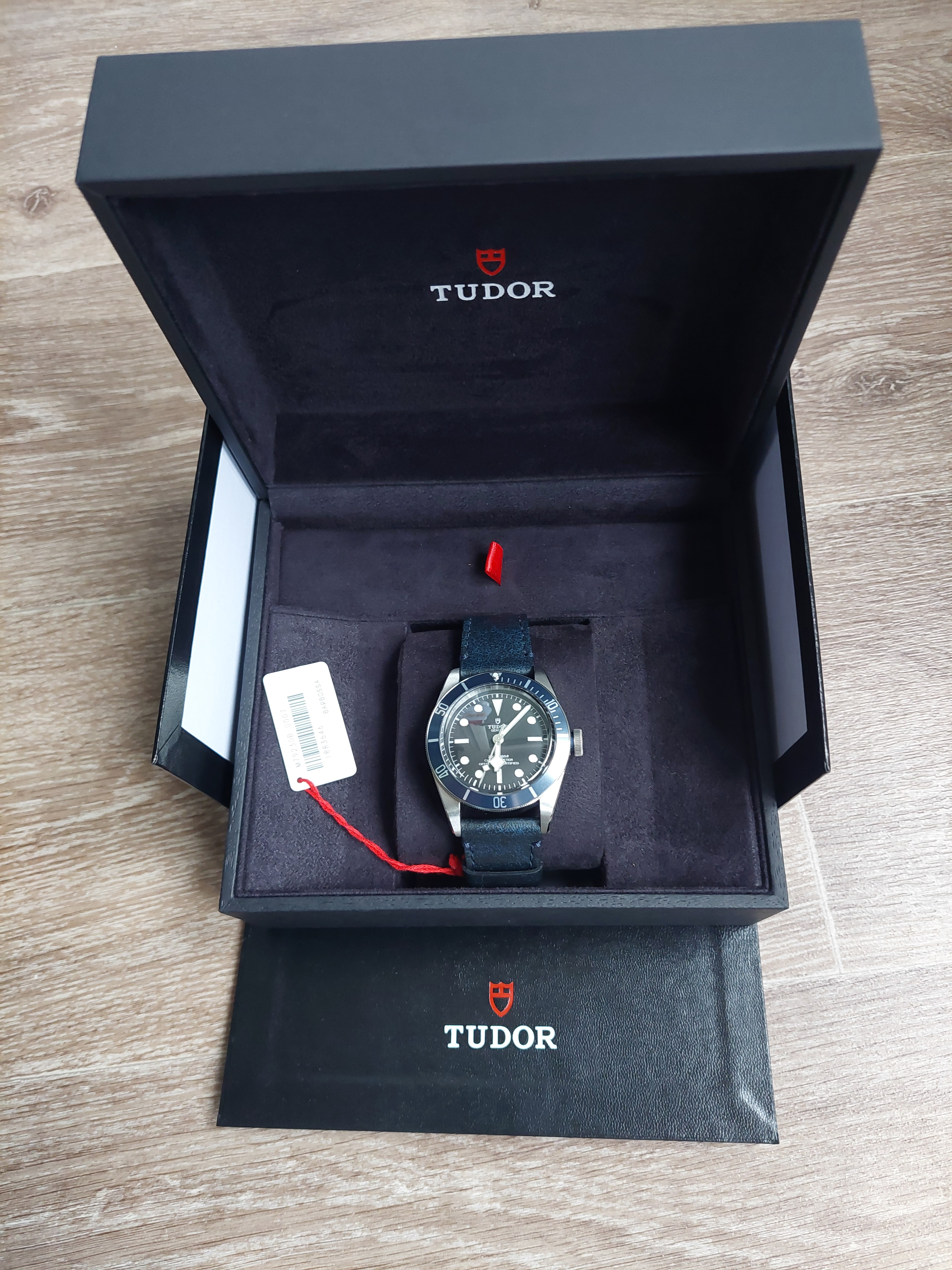Montre Tudor Black BAY M79230B - État neuf - Miniature 3
