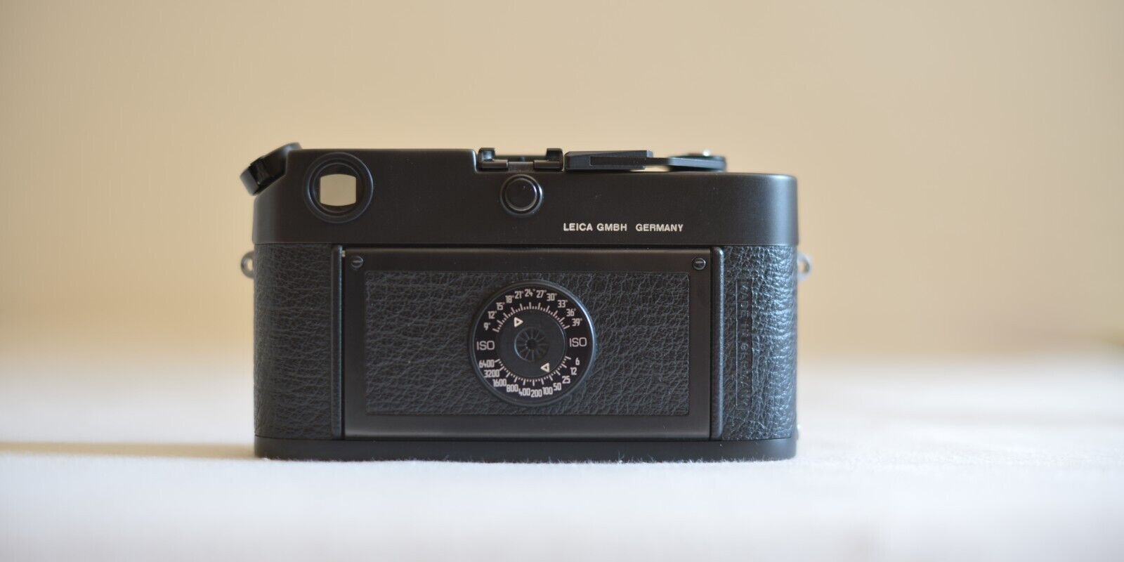 Leica M6 (10404) + LEICA SUMMICRON M 35mm f 2 noir (11309)
