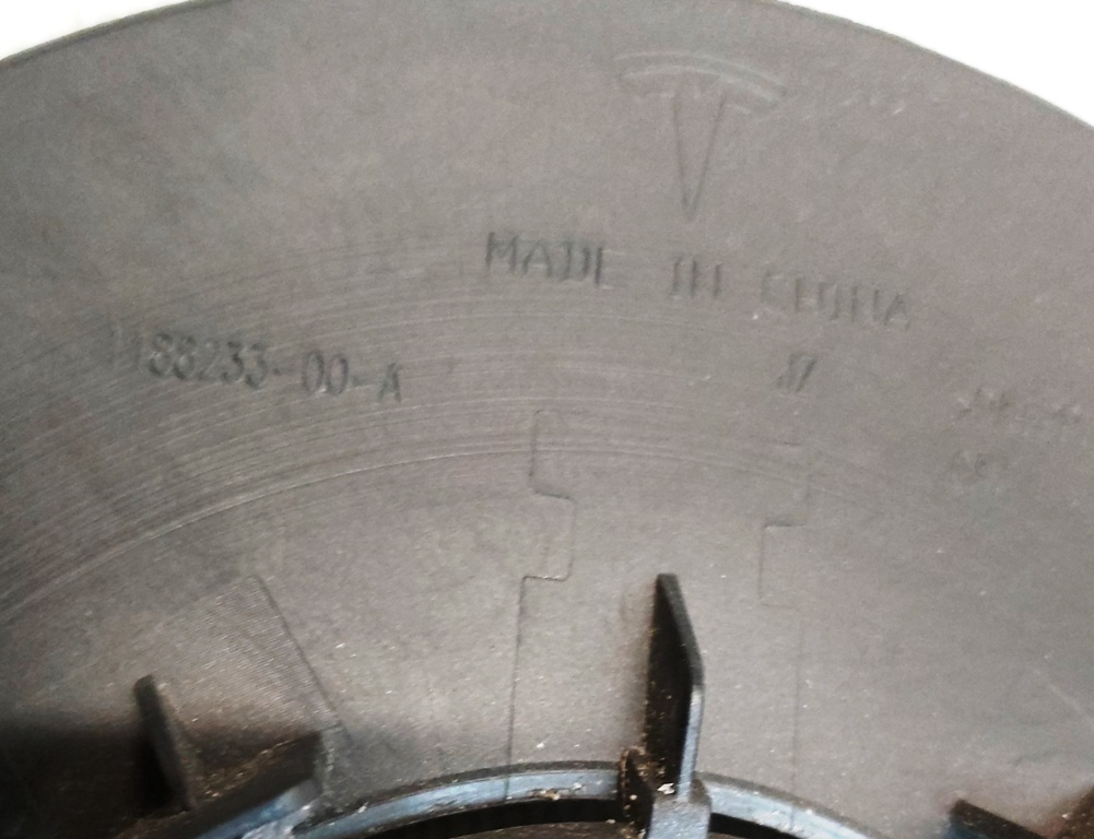 Bouchon de roue 20 POUCES INDUCTION endommagé Tesla modèle
Y1188233-00-A x