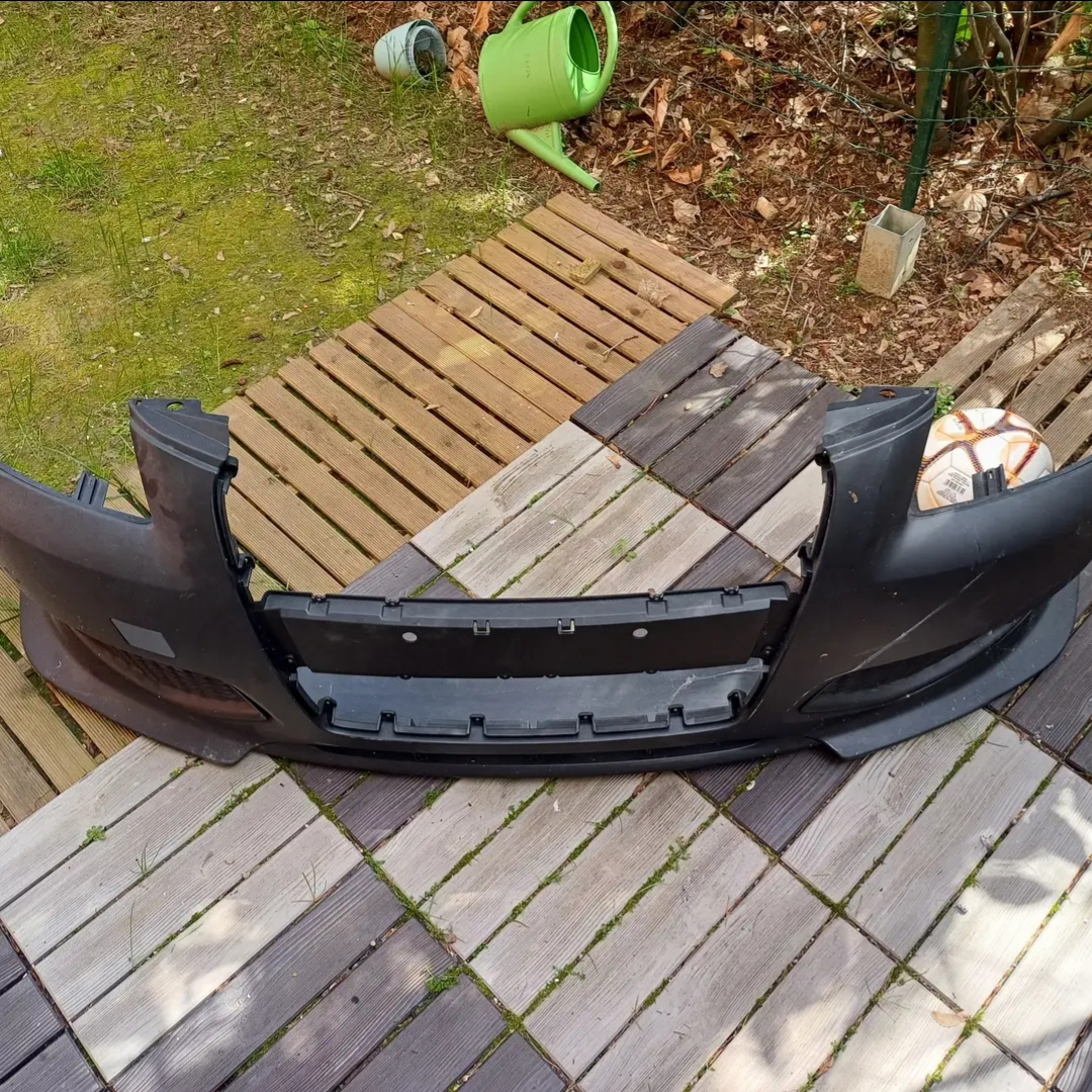 À vendre rapidement Par choc Audi S3 - Miniature 2