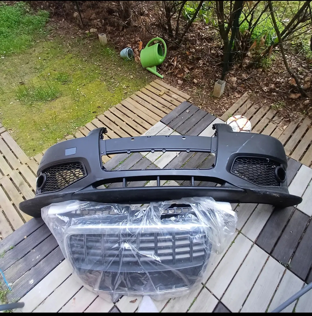À vendre rapidement Par choc Audi S3 - Miniature 3