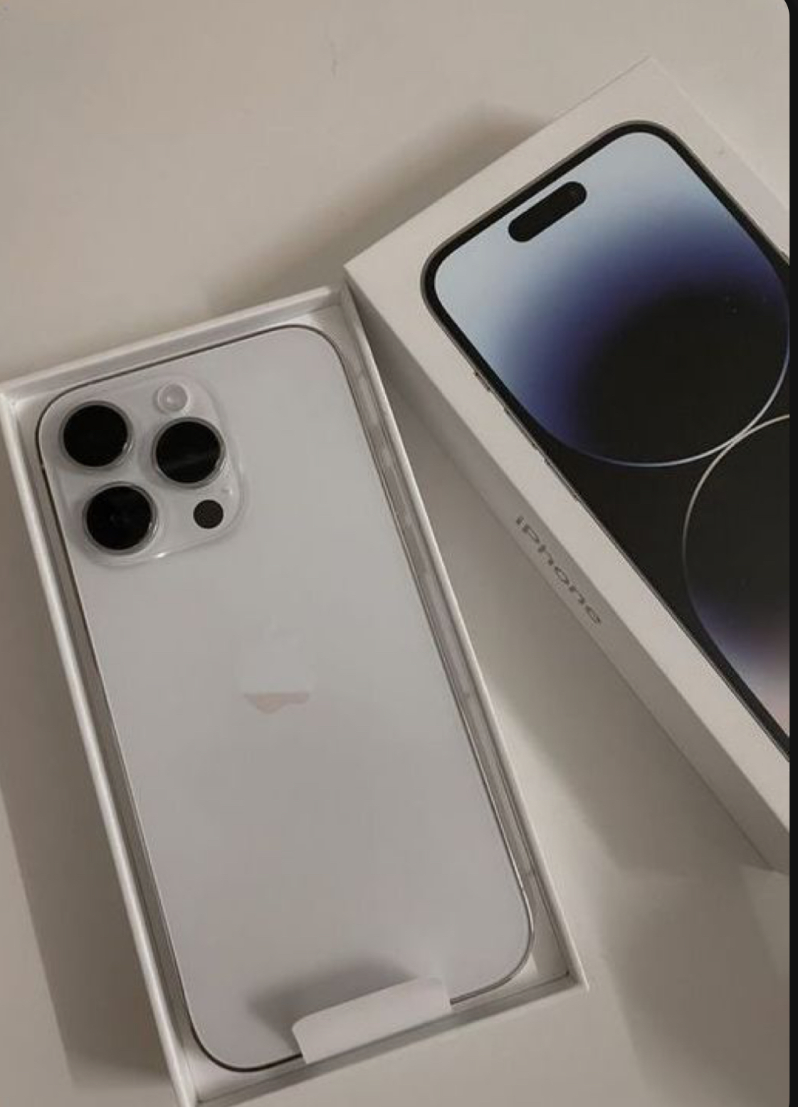 iPhone 15 Pro 128 GB Blanc Reconditionné à Vendre