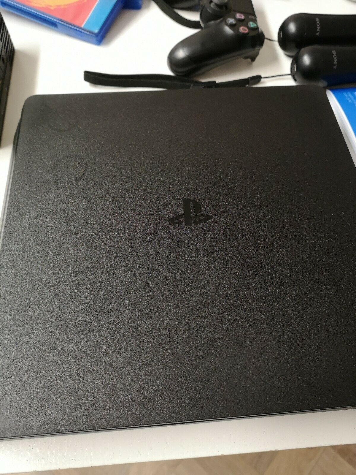 Play Station 4, 7 jeux avec mode virtuel et casque virtuel