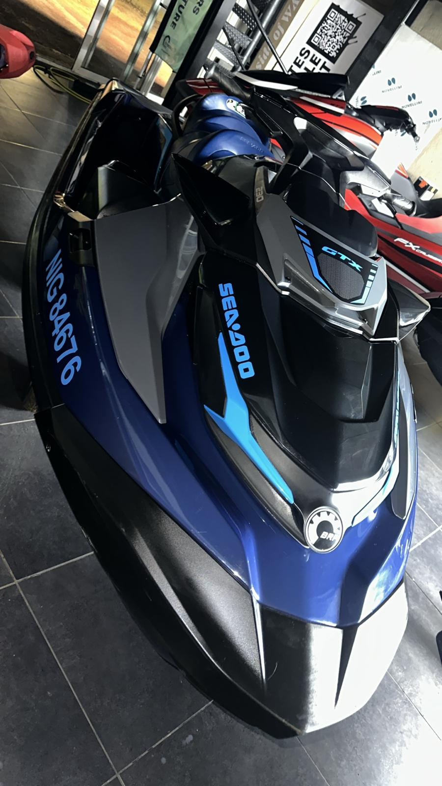 Sea-Doo GTX 230 2025 en excellent état avec remorque