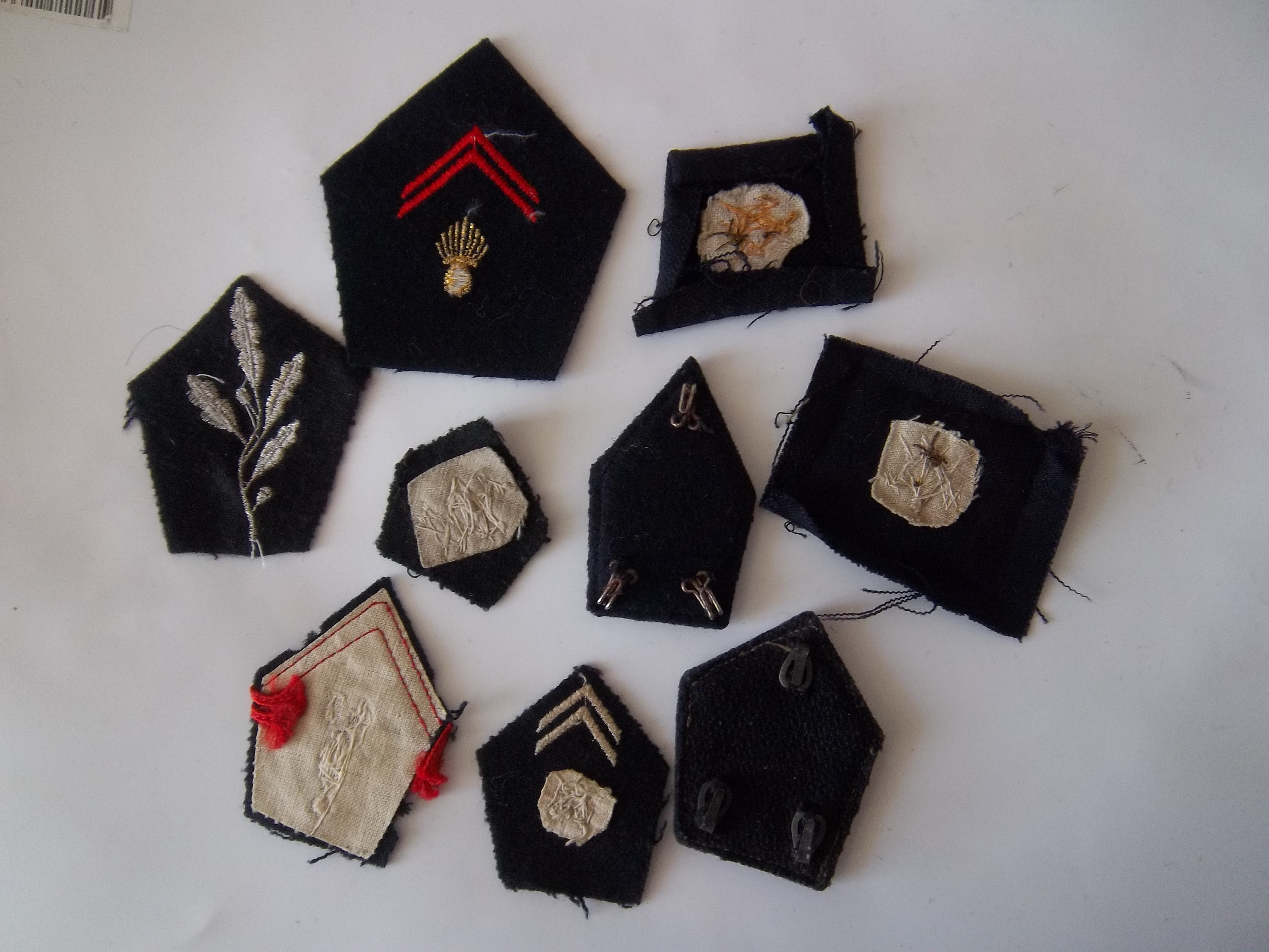 Lot de pattes de col militaires à vendre - Miniature 3