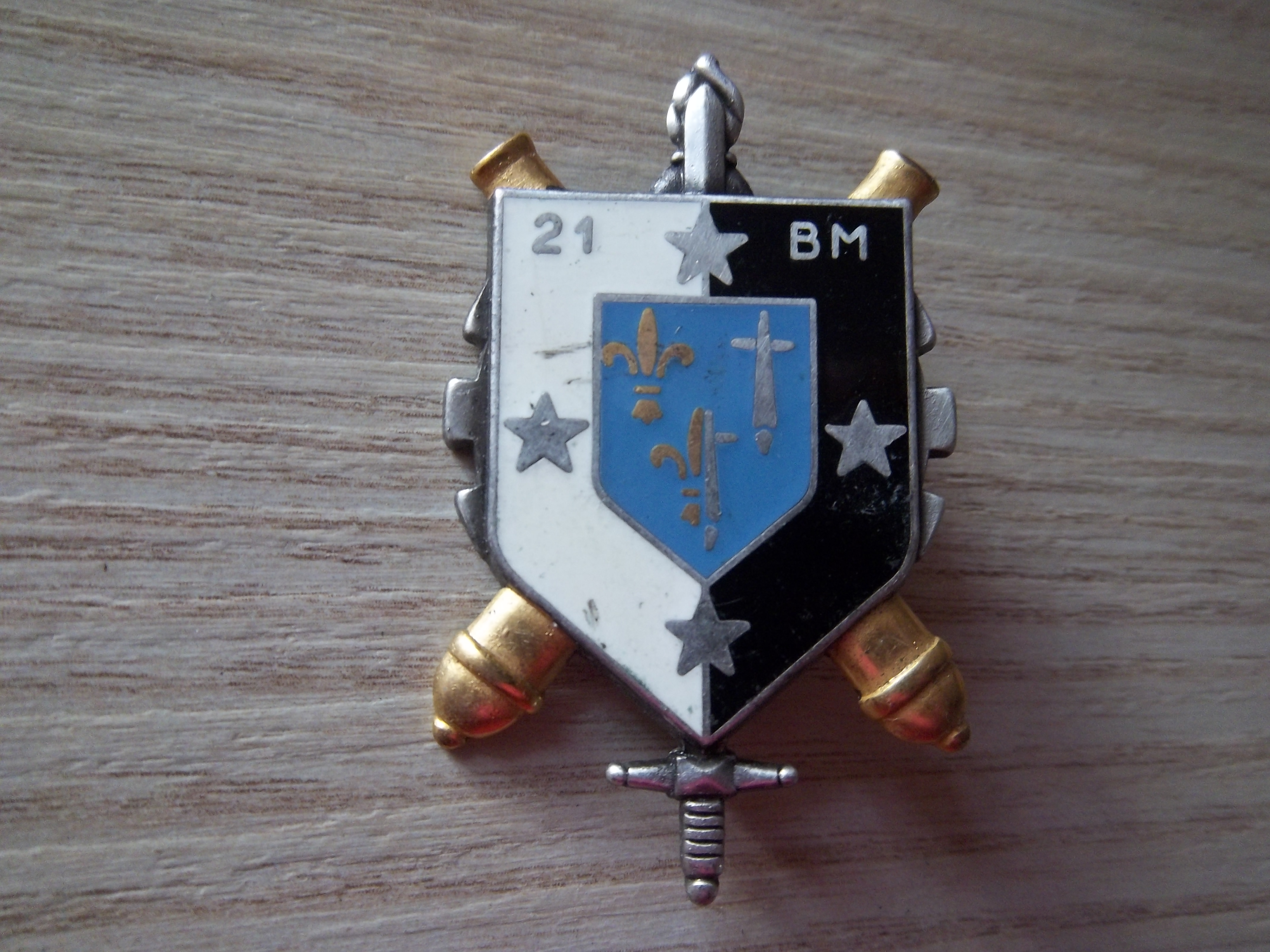 Insigne Fraisse du 21° Bataillon du Matériel - Miniature 3